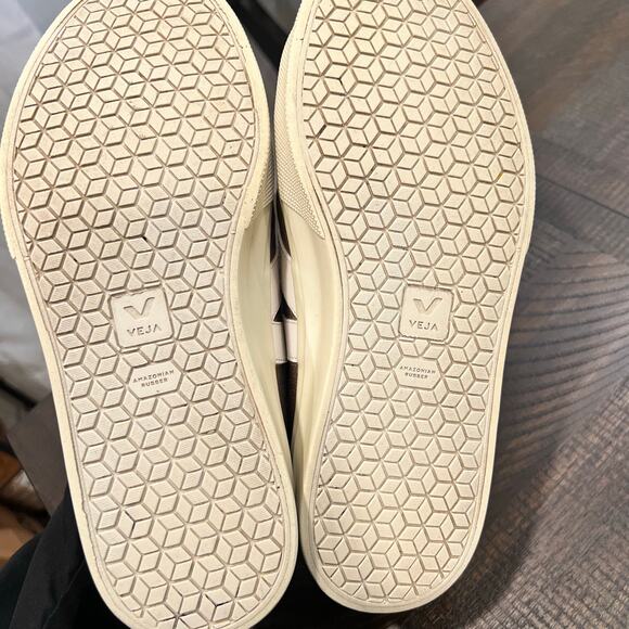 Veja gold lace casual shoes gold 9.5 women - Picture 9 of 10